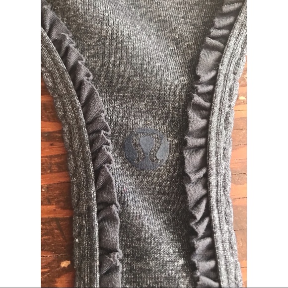 lululemon cool racerback heathered coal ruffle 10 - Picture 5 of 9